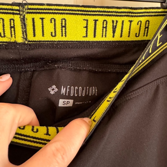 Assorted scrub Pants - Picture 3 of 9